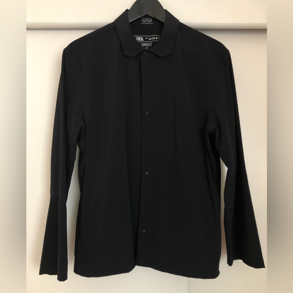 Just in! Zara black jacket comfort fit! Hot new item 🔥🔥